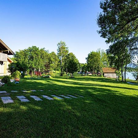 Ferienwohnungen Am Strandbad Chieming Ngoại thất bức ảnh